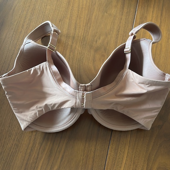 Memory foam full coverage in mocha - 34g - Picture 3 of 8